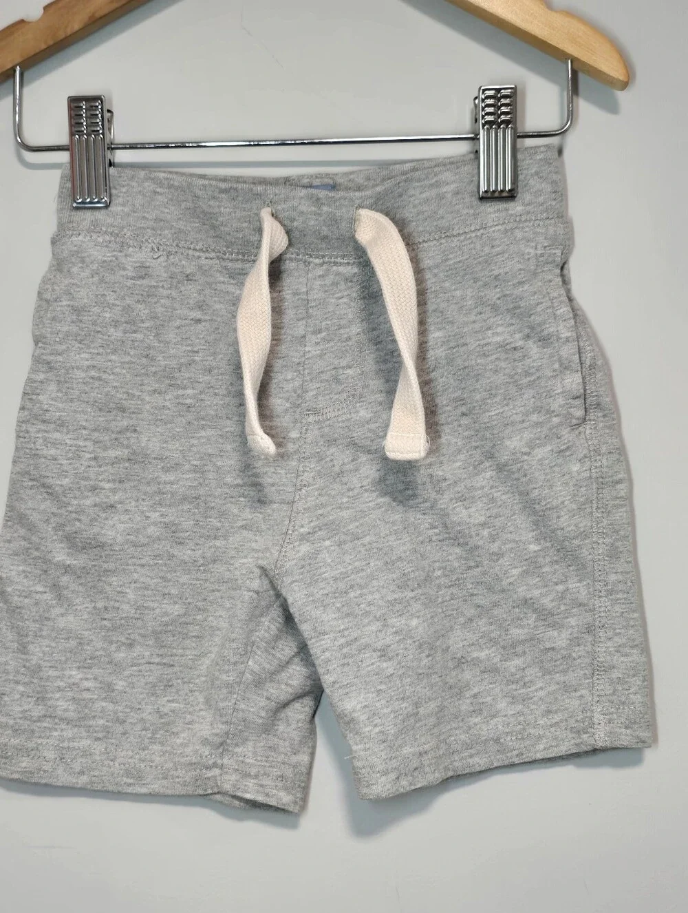 GAP Light Gray Knit Drawstring Shorts with Cream Tie